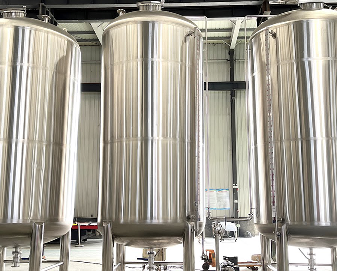 Paslanmaz Tank Neden Tercih Edilir? (Sanayi İçin Rehber)